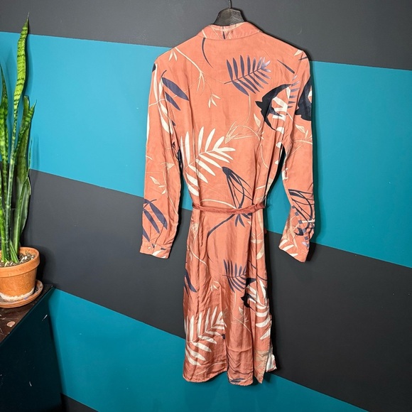Tropical Print Button-Up Dress size 36 - Picture 6 of 9